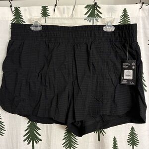!NWT! Avia Black Athletic Shorts Women’s Size Large